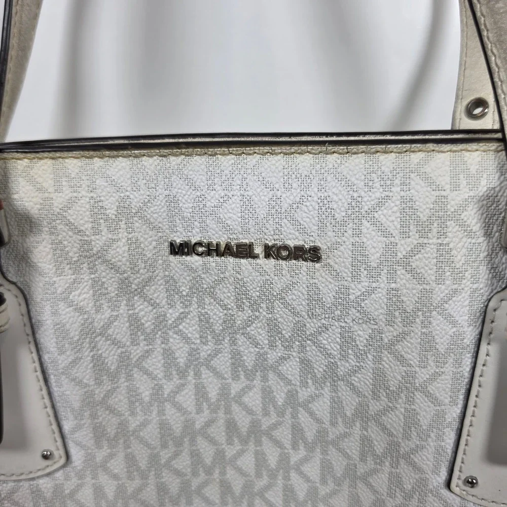 Michael Kors Voyager Medium White Signature Logo Tote Bag Shoulder‎ Bag